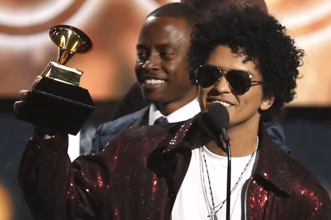 Bruno Mars biến Jay-Z và Despacito trở thành những cái tên thất bại tại lễ trao giải Grammy 2018. Ảnh: Getty.