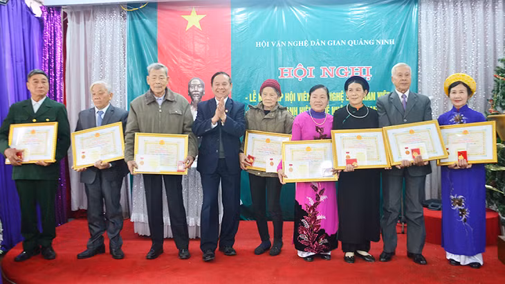 Các nghệ nhân dân gian của Quảng Ninh được phong tặng năm 2108.