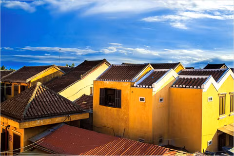 Những ngôi nhà cổ kính. 