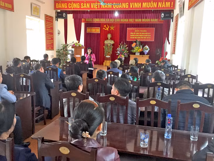 Hội nghị tổng kết công tác Đảng năm 2017 của Chi bộ khu phố Vĩnh Sinh, phường Mạo Khê (TX Đông Triều)