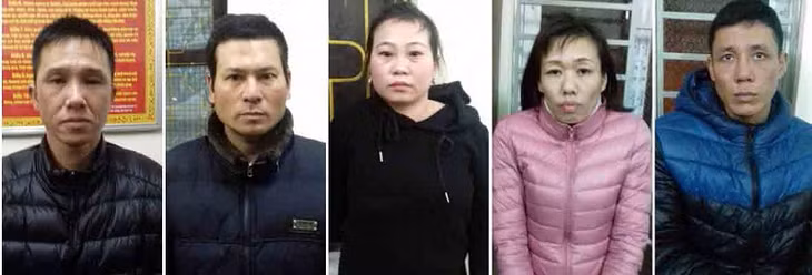 Nhóm đối tượng mua bán, tàng trữ trái phép ma túy đang bị tạm giữ hình sự tại Công an TP Móng Cái. 