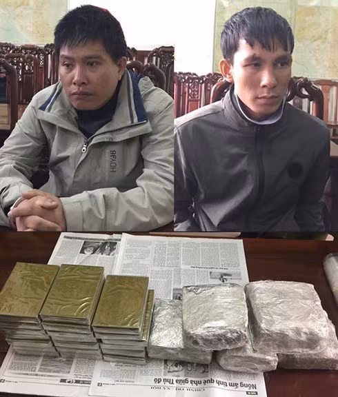 Đối tượng Nguyễn Văn Đông và Nguyễn Hữu Trinh cùng 20 bánh heroin và 5 kg ma túy đá