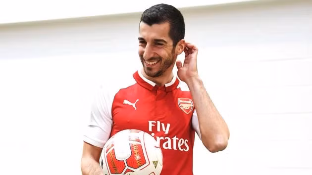  Mkhitaryan chính thức là người của Arsenal.