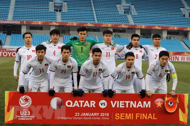 Đội U23 Việt Nam trước trận bán kết gặp U23 Qatar. (Nguồn: THX/TTXVN)