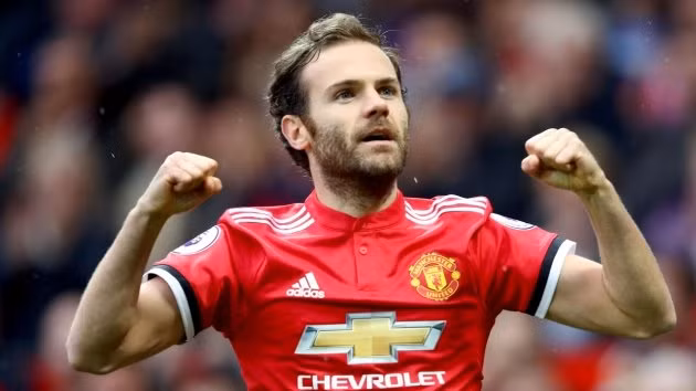  Mata đã gia hạn hợp đồng với Man Utd.