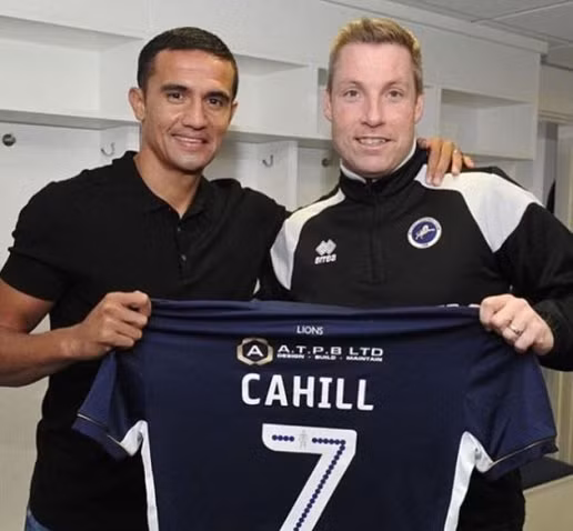  Cahill và chuyến phiêu lưu cuối cùng trong sự nghiệp.