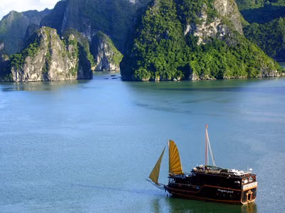 Vịnh Hạ Long. (Ảnh: Internet) 