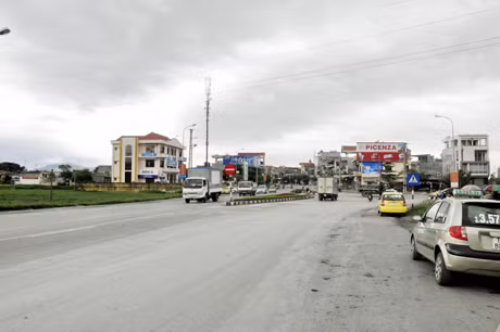 Km77 (ngã ba đường 10) là một trong những điểm nóng về mất ATGT của TP Uông Bí.