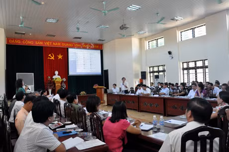 Sở GD-ĐT tổ chức hội thảo dạy thêm, học thêm để tìm ra giải pháp hạn chế tình trạng “lạm thu” trong các cơ sở giáo dục.