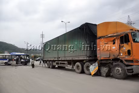 Hiện trường vụ tai nạn giao thông
