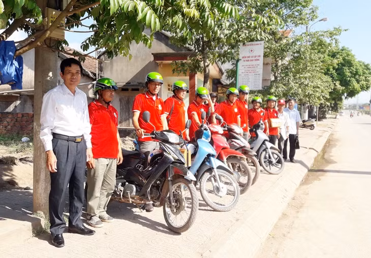 Điểm chốt Sơ cấp cứu tai nạn giao thông của Đội xe ôm 