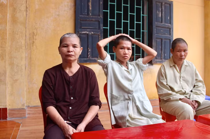 Mỗi người một hoàn cảnh, nhưng họ giống nhau là không có gia đình.