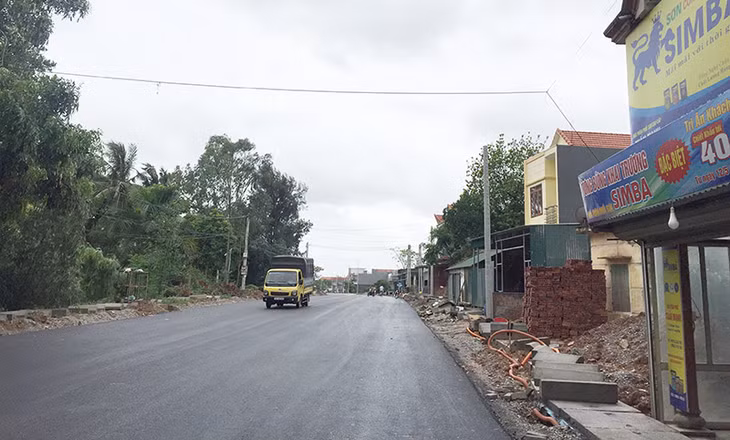 Đường 331B đoạn qua khu vực thôn Núi Đanh, xã Tiền An, TX Quảng Yên.