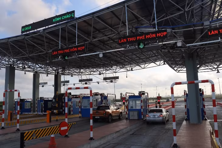 Trạm thu phí cầu Bạch Đằng.
