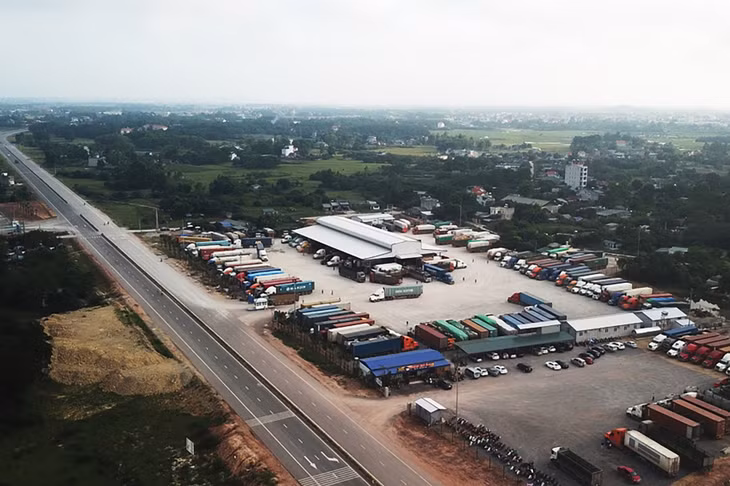 Bãi kiểm hóa thuộc Công ty CP XNK quốc tế Tân Đại Dương.