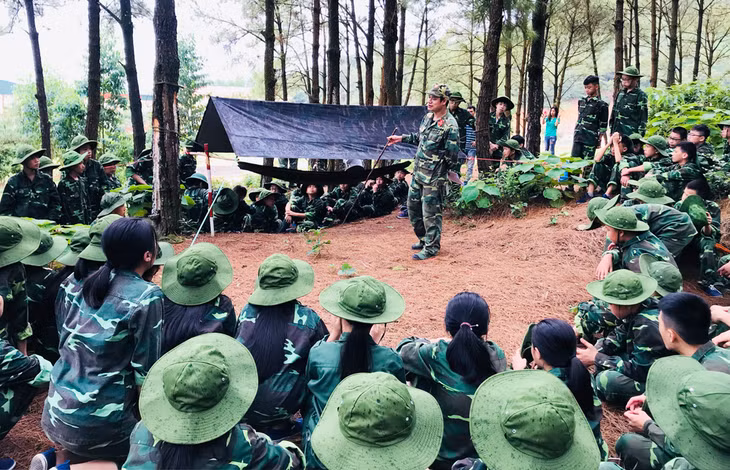 Học tăng mắc võng tại Trung đoàn 244