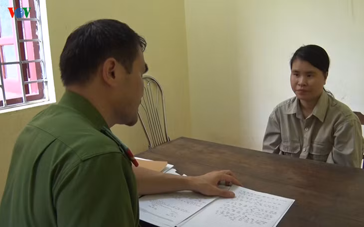 Đối tượng Lương Thị Đông tại cơ quan điều tra.