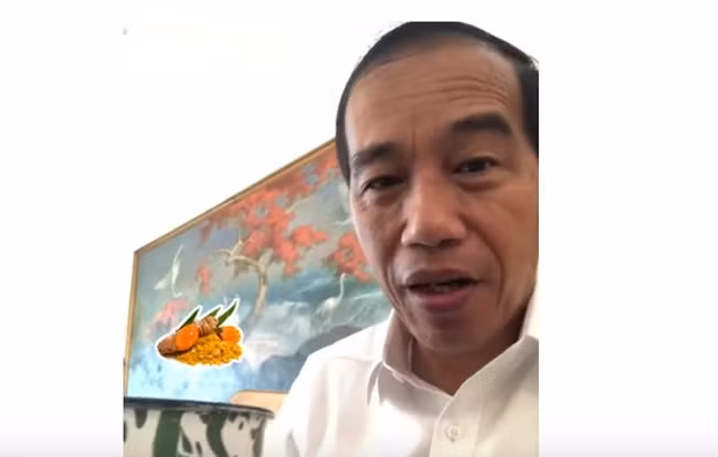 Tổng thống Widodo đăng video hướng dẫn làm jamu. Ảnh: Jakarta Post
