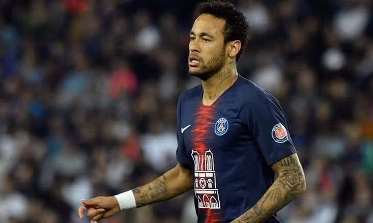 Neymar đang nổi loạn để rời PSG. Ảnh: Reuters.