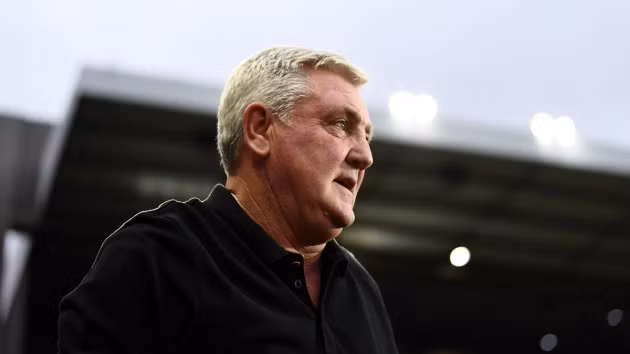  Bruce nhận lời dẫn dắt Newcastle.