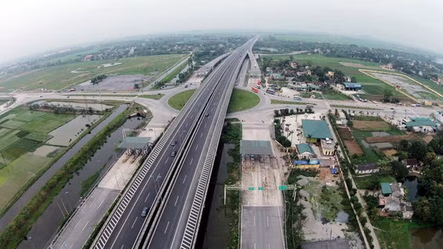 Một tuyến đường cao tốc trên trục Bắc Nam.