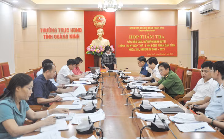 Ban Pháp chế HĐND tỉnh thẩm tra các báo cáo, từ trình 