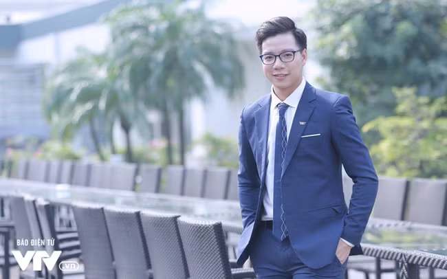 BTV Hoàng Dương đang là người dẫn chính của "Việt Nam hôm nay" phát sóng lúc 17h30 hàng ngày trên kênh VTV1. (Ảnh: Thanh Huyền)