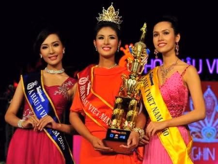  Hoa hậu Việt Nam 2012 sẽ không có giải Ứng xử hay nhất