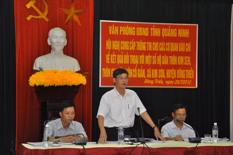 Sau cuộc đối thoại của đồng chí Phó Chủ tịch Thường trực UBND tỉnh, Văn phòng UBND tỉnh đã tổ chức cuộc họp báo thông báo kết quả.