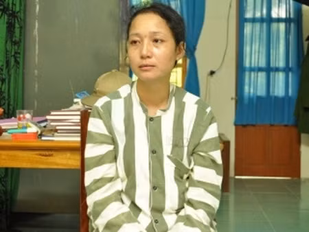 Khi bị Ngân ép uống sữa pha thuốc độc, đứa con lớn 11 tuổi, bé út 6 tuổi.
