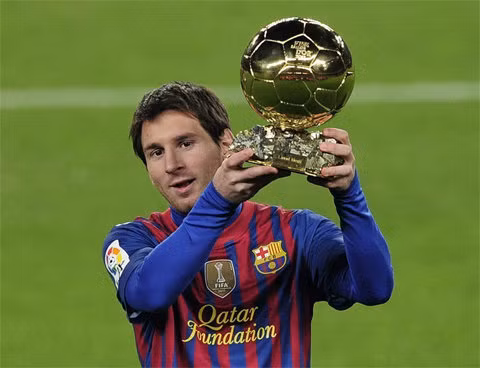 Messi đã đoạt liên tiếp 3 Quả bóng vàng từ năm 2009 đến nay.