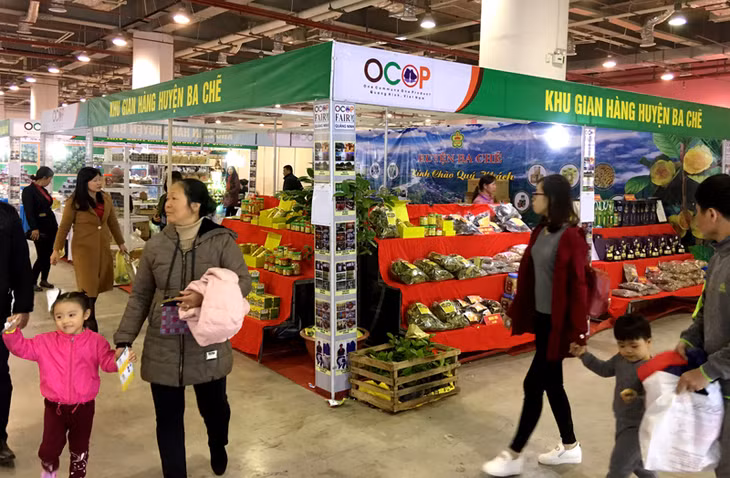 Hội chợ giới thiệu sản phẩm OCOP được tỉnh tổ chức thường xuyên hàng năm nhằm giới thiệu các sản phẩm nông sản đặc trưng của Quảng Ninh.