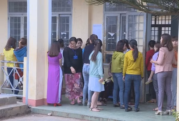 Hôm nay, hơn 400 giáo viên tại huyện Krông Pắk bước vào kỳ thi tuyển viên chức để lấy 83 chỉ tiêu