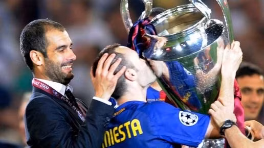  Iniesta từng là học trò cưng của Pep Guardiola tại Barca ngày nào.