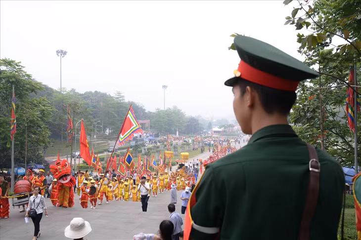 Lực lượng an ninh luôn túc trực ở mọi vị trí.