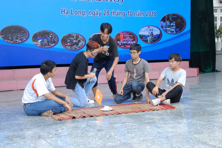 Các tiết mục tiểu phẩm tuyên truyền được dàn dựng công phu với diễn viên là chính các ĐVTN của các đơn vị tham gia.
