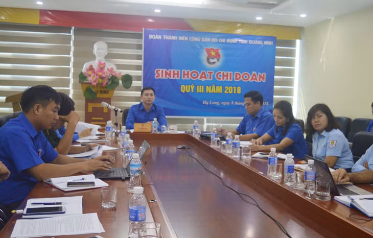 Sinh hoạt chi đoàn trực tuyến quý III năm 2018.