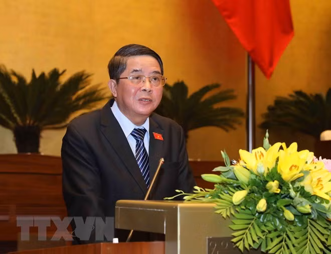 Chủ nhiệm Ủy ban Tài chính, Ngân sách của Quốc hội Nguyễn Đức Hải trình bày các báo cáo thẩm tra về ngân sách nhà nước. (Ảnh: Phương Hoa/TTXVN)