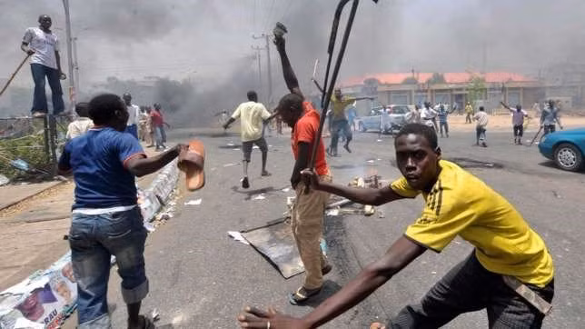 Bạo lực giữa các cộng đồng ở Kaduna. (Nguồn: Dailypost)