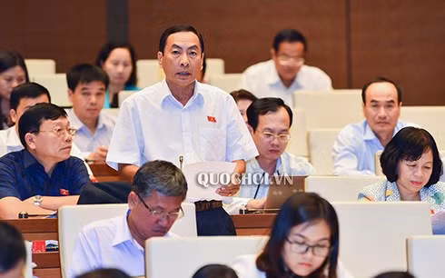Đại biểu Quốc hội Phạm Văn Hoà