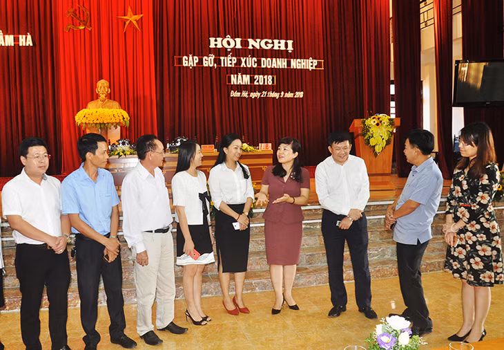 Tháo gỡ khó khăn cho doanh nghiệp đầu tư trên địa bàn luôn được lãnh đạo huyện Đầm Hà quan tâm.
