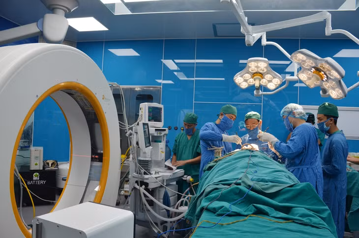 Phòng mổ thông minh của Bệnh viện Bãi Cháy