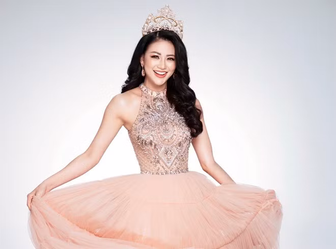 Phương Khánh sở hữu số đo hình thể hoàn hảo. (Ảnh: Milor Trần)