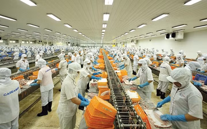 Kim ngạch xuất khẩu hàng hóa của cả nước trong 10 tháng qua ước tính đã đạt 200,27 tỷ USD, tăng 14,2% so với cùng kỳ năm 2017