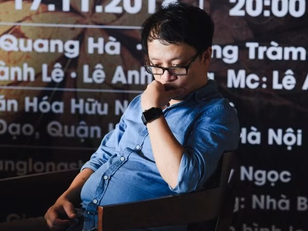 Giám đốc âm nhạc - Nhạc sỹ Tuấn Nam với áp lực giải bài toán trong các màn kết hợp chưa từng thấy. (Ảnh: BTC)