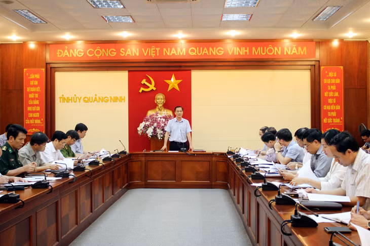 Lãnh đạo Công an tỉnh phát biểu tại cuộc họp