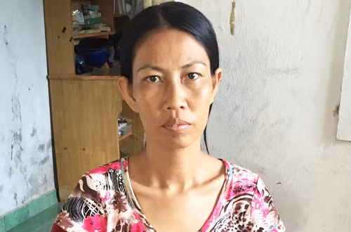 Chị Tú bị suy giảm 81%. Ảnh: A.X
