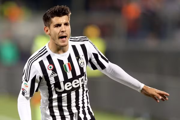  Alvaro Morata ghi bàn giúp Juventus thắng Fiorentina 2-1 - Ảnh: AFP.