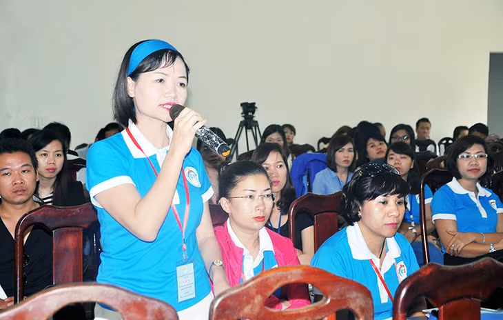 Đại diện doanh nghiệp du lịch phát biểu ý kiến.