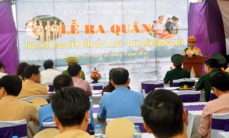 Toàn cảnh lễ ra quân